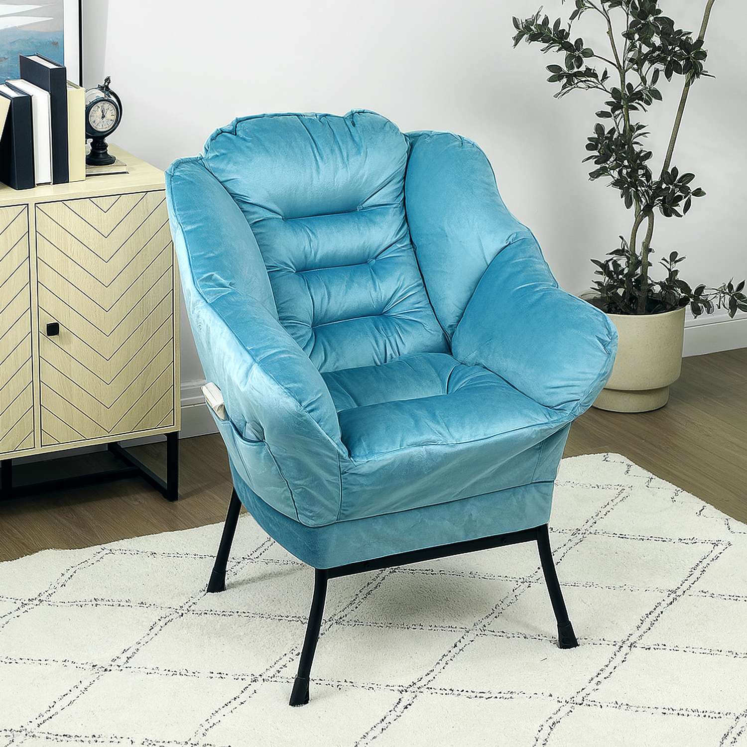 Velvet Lounge Chair, klädd med sidoficka – blå