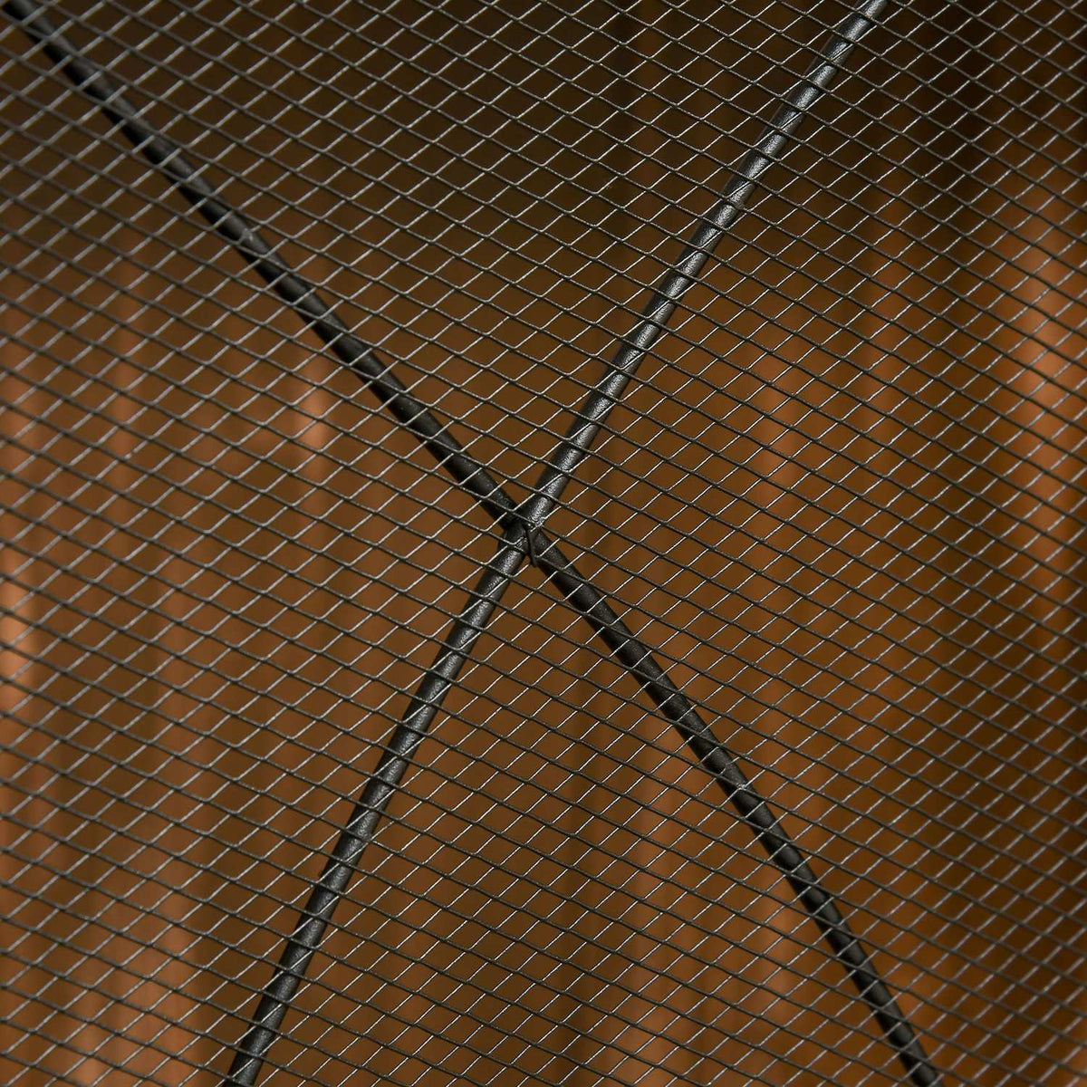 Hopfällbart svart eldstadsskydd i metall, 3 paneler, 126 x 76 cm